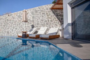 Villa Petalouda with Sea Views